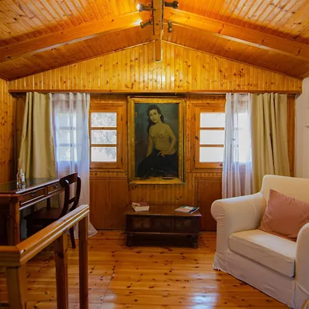 Kefalonian Luxury * Kástron