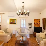 Kefalonian Luxury Kástron