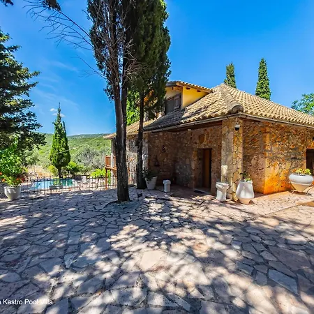 Kefalonian Luxury * Kastron (Kefalonia)