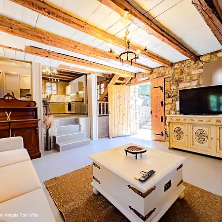 Kefalonian Luxury Villa Kastron (Kefalonia)